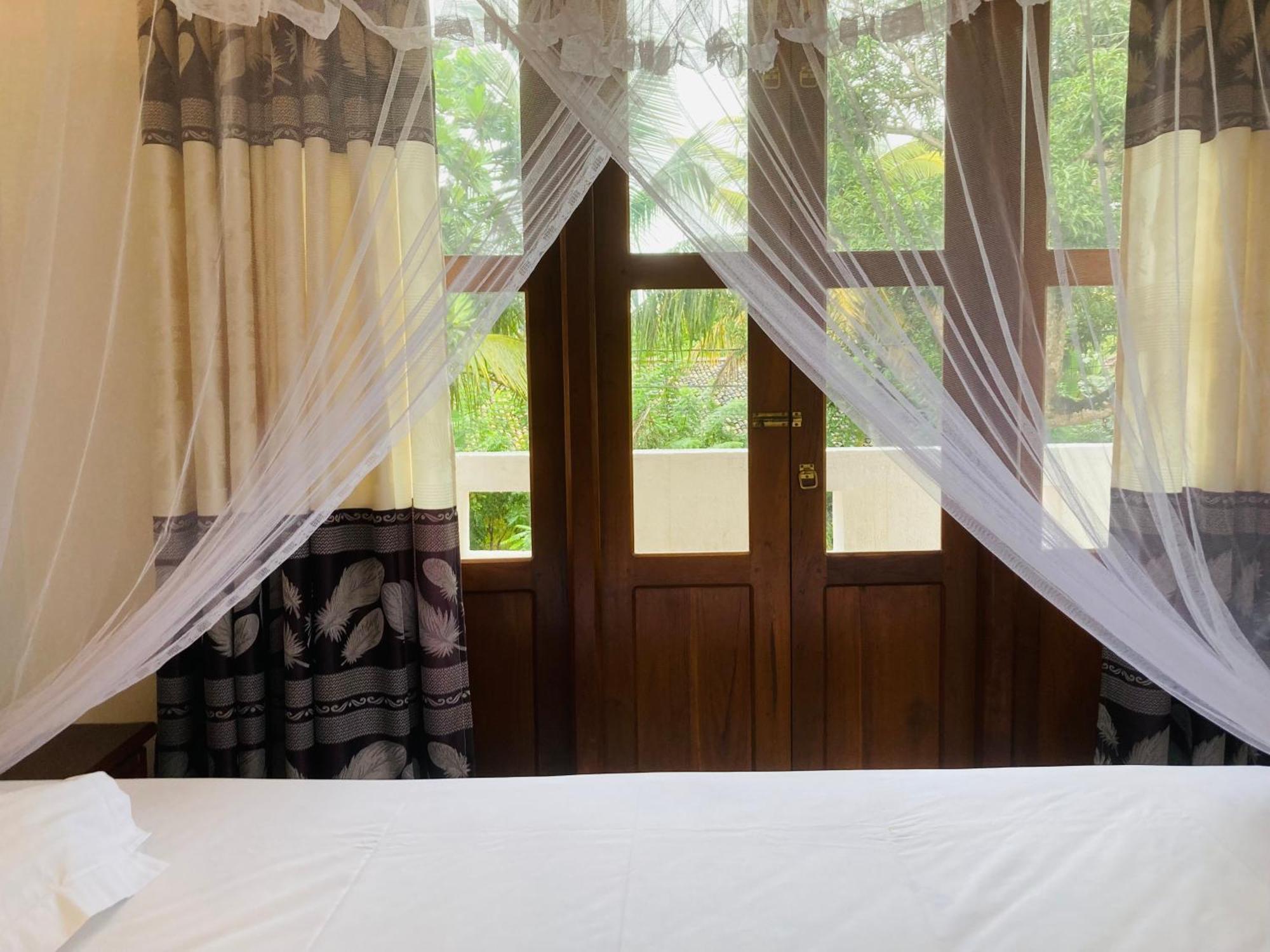 Horizon Guest House Mirissa Exterior foto