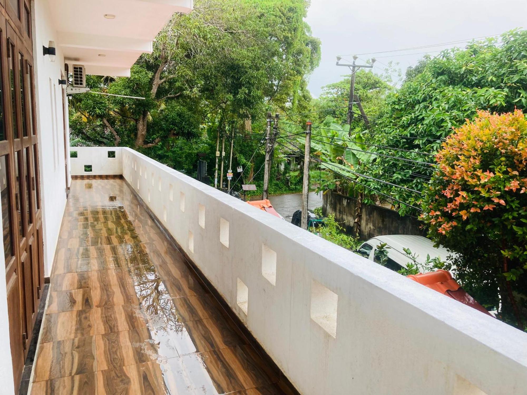 Horizon Guest House Mirissa Exterior foto